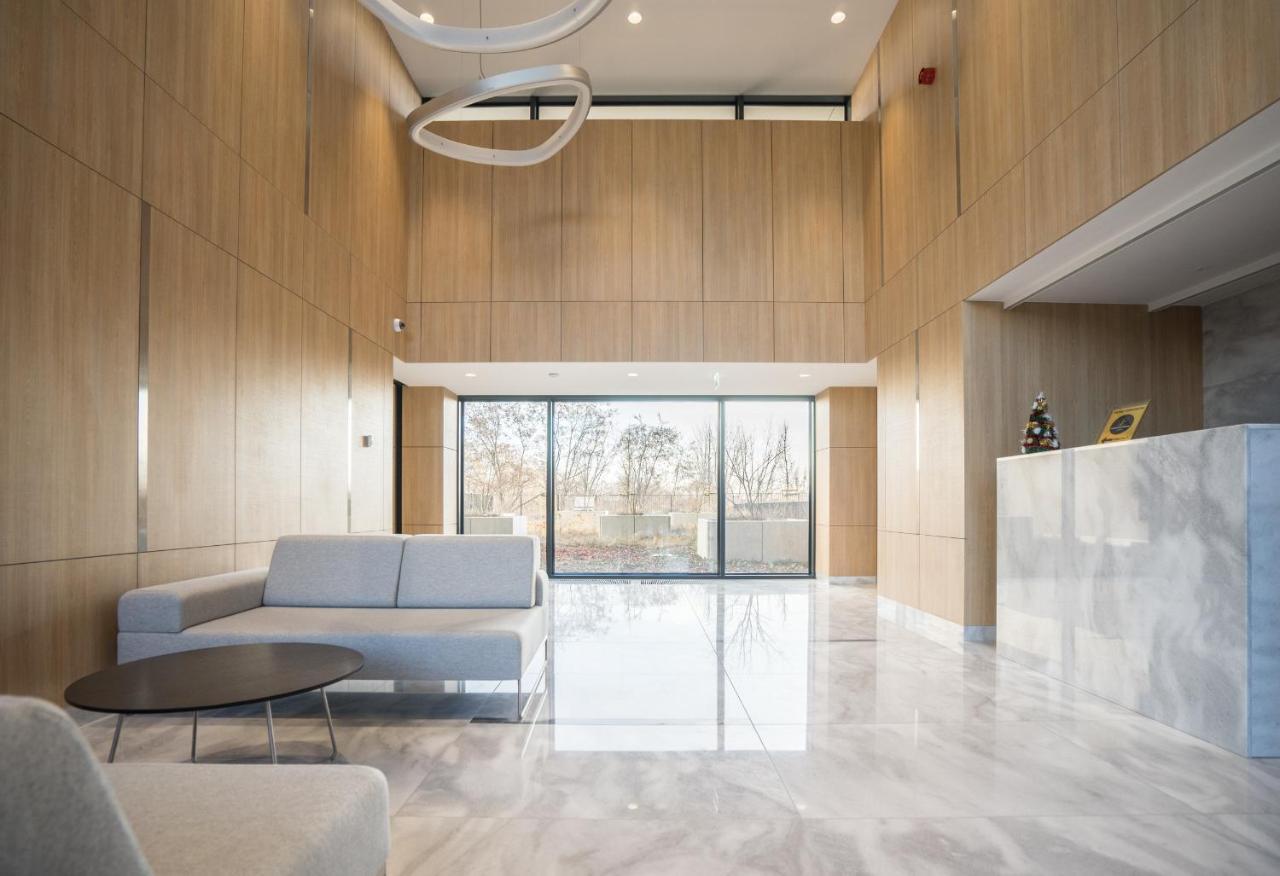 Bizapartments - Modern Flats With Parking Варшава Екстер'єр фото