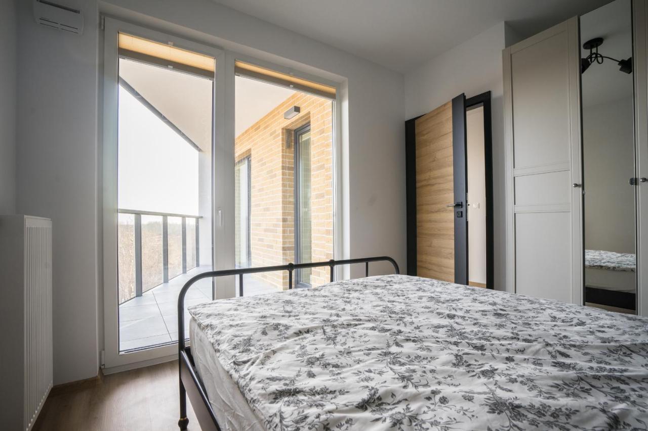 Bizapartments - Modern Flats With Parking Варшава Екстер'єр фото
