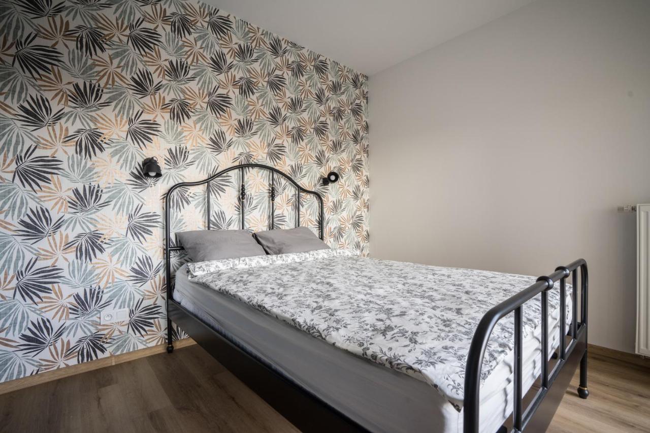 Bizapartments - Modern Flats With Parking Варшава Екстер'єр фото