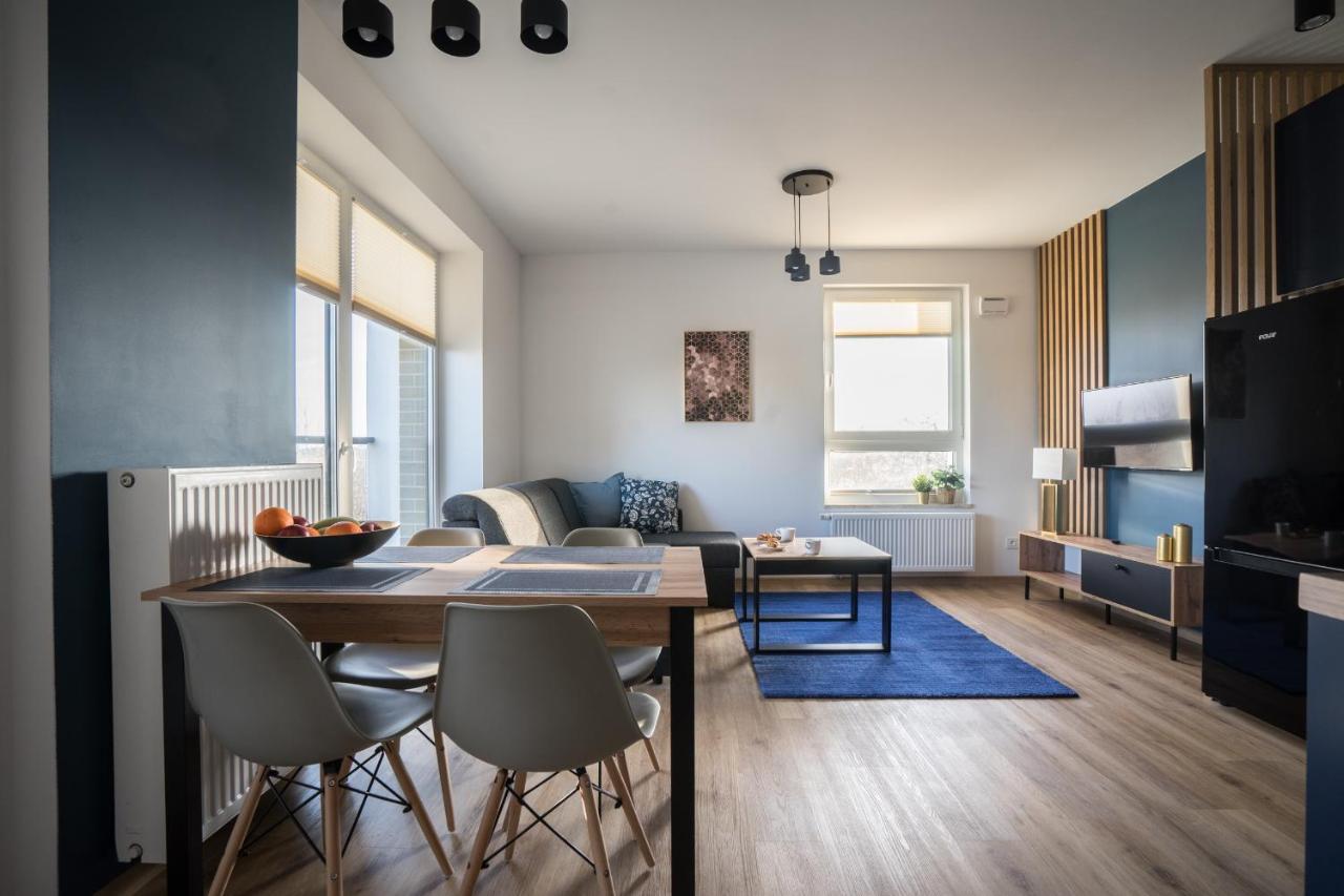 Bizapartments - Modern Flats With Parking Варшава Екстер'єр фото