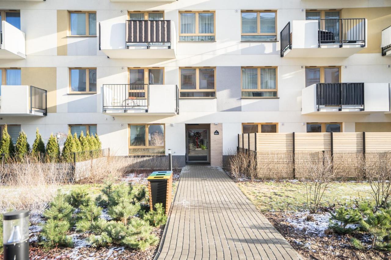 Bizapartments - Modern Flats With Parking Варшава Екстер'єр фото