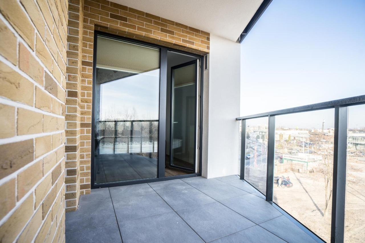 Bizapartments - Modern Flats With Parking Варшава Екстер'єр фото